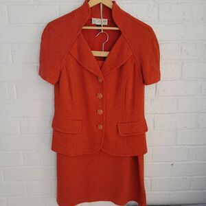 STUNNING St. John Collection Knit Rust Orange 2 pc Sets Jacket(sz6) Skirt(sz10)